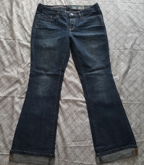 rolled jeans with converse